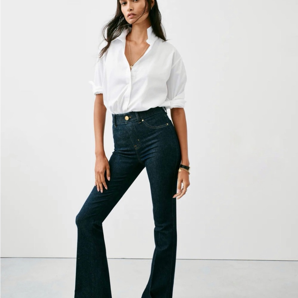 SPANXshape Original EveryWear
Flare Jeans | Raw Indigo NWT